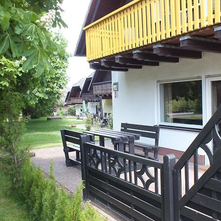 Ferienhaus Moni Mit 2 Separaten Wohnungen Am Silbersee Frielendorf Exteriér fotografie