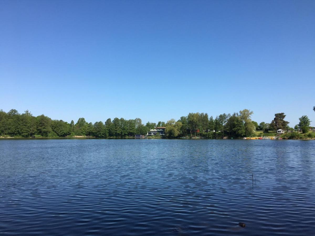 Ferienhaus Moni Mit 2 Separaten Wohnungen Am Silbersee Frielendorf Exteriér fotografie